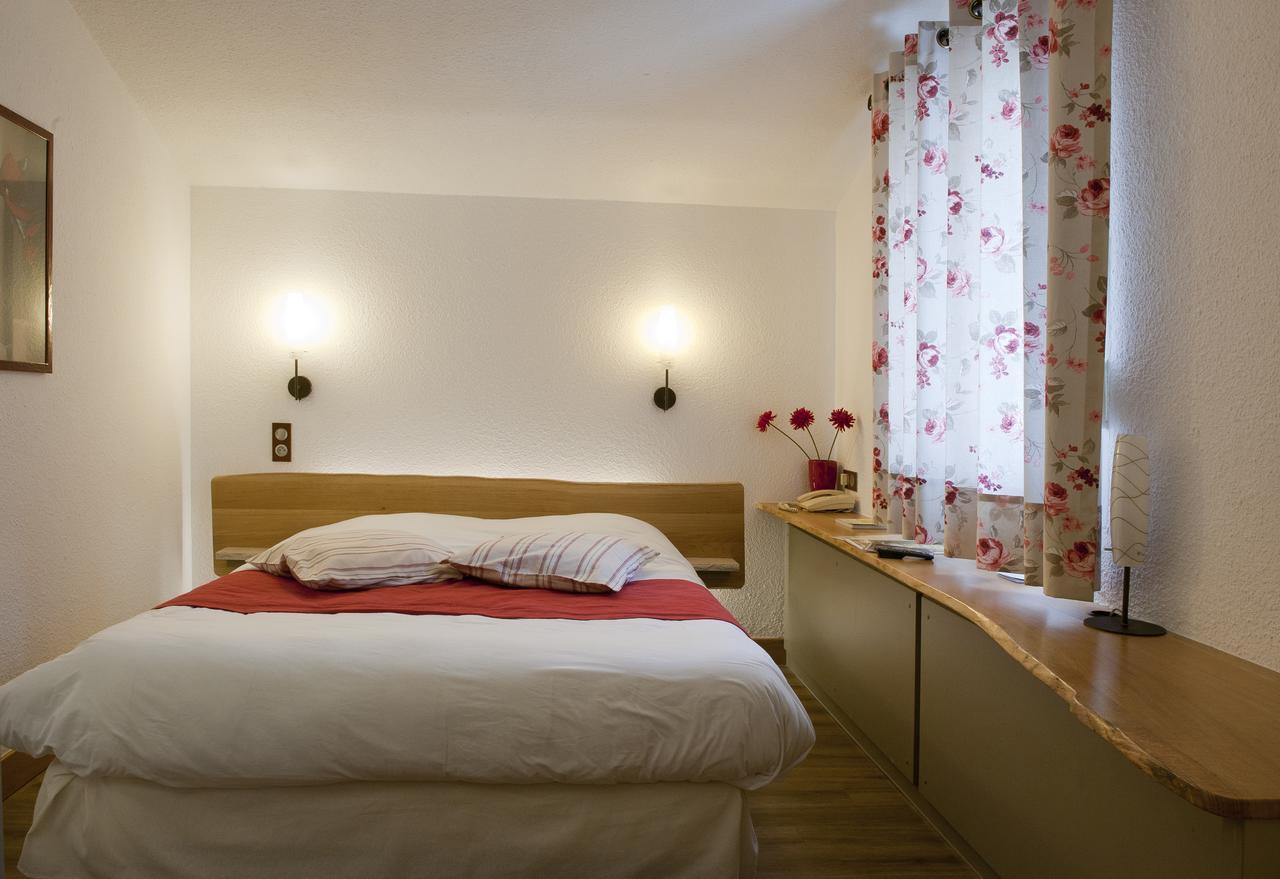 Logis Le Cheval Rouge Hotell Sainte-Menehould Rom bilde